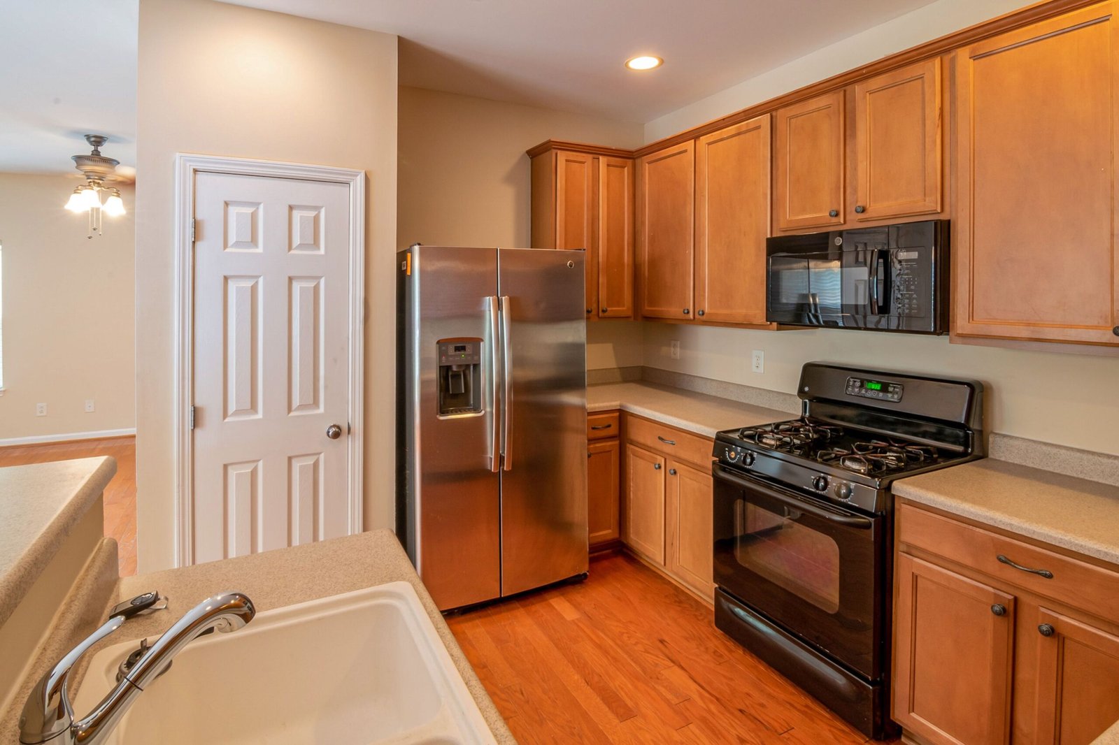 Fully equipped kitchen in a luxury vacation residence